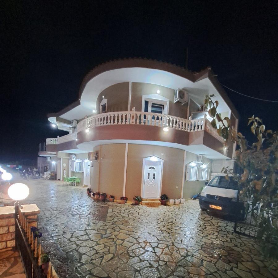 Zeqo Muka Apartamento Ksamil